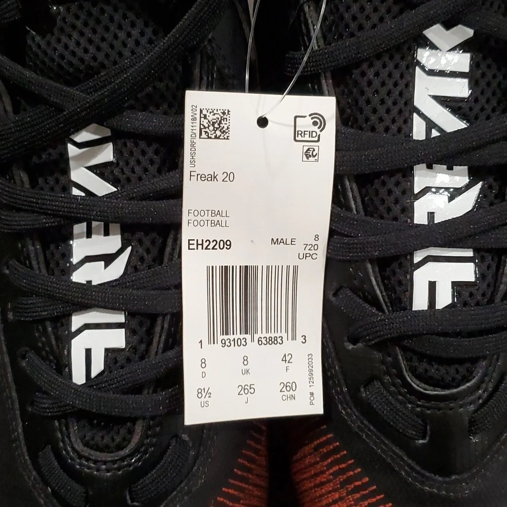 adidas black white